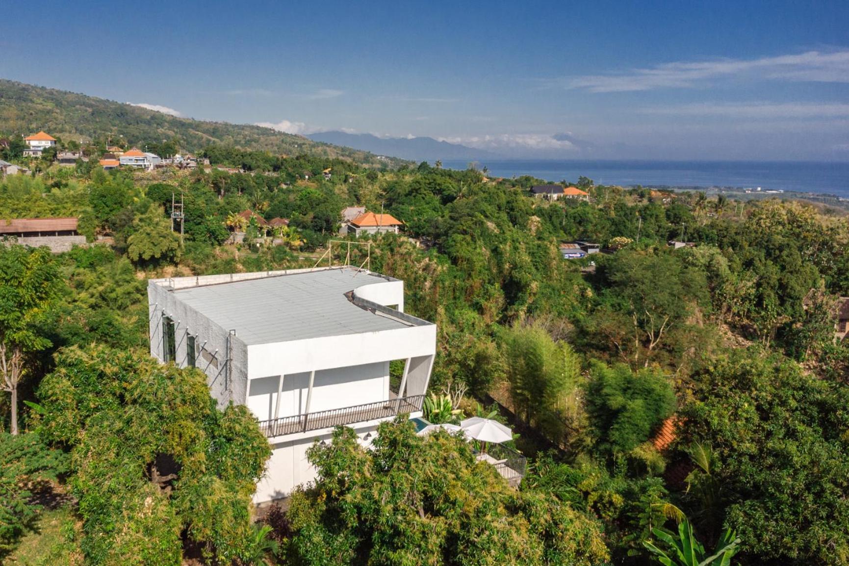 הוילה The Hacienda Lovina מראה חיצוני תמונה